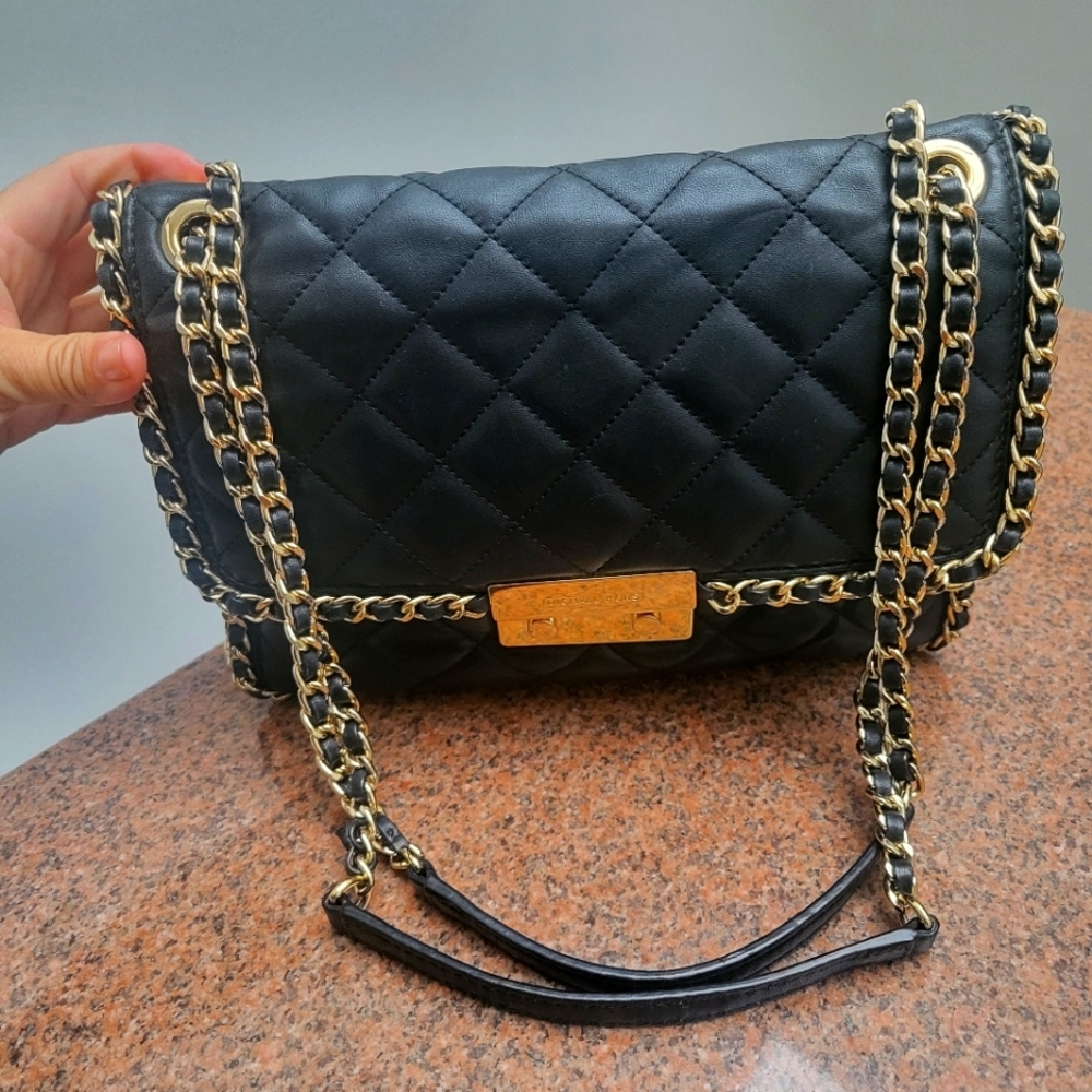 Michael Kors purse - Picture 9 of 9